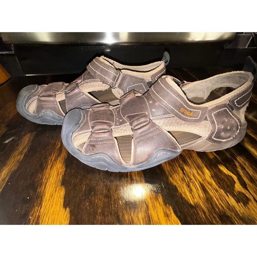Crocs Yukon Mesa Fisherman Sandals Mens 12 Brown Leather Closed Toe 204562